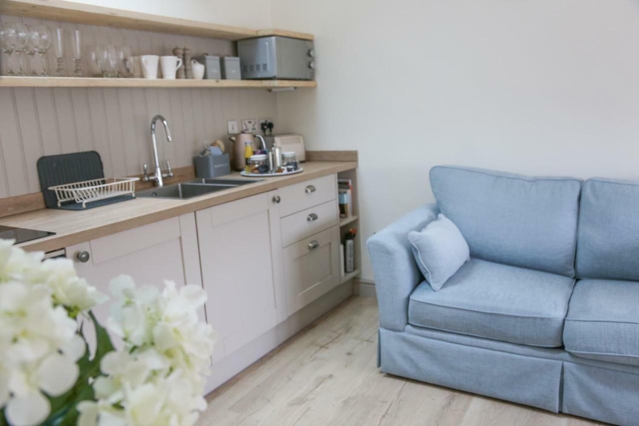 Barley - Cosy Stylish Apartment - Easy Access To Bath And Many Nearby Attractions ボックス エクステリア 写真