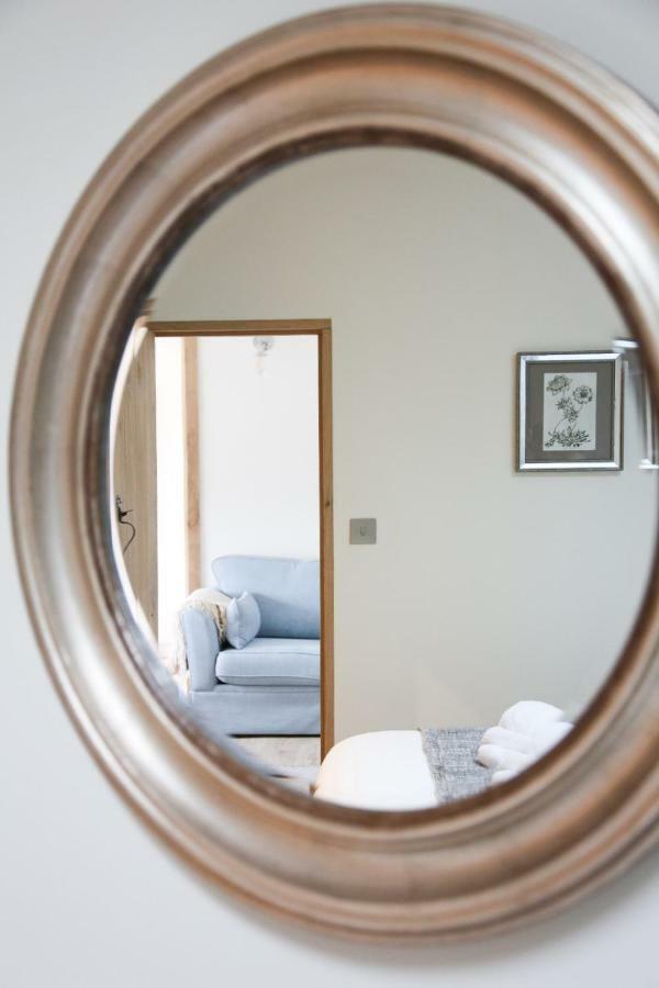 Barley - Cosy Stylish Apartment - Easy Access To Bath And Many Nearby Attractions ボックス エクステリア 写真